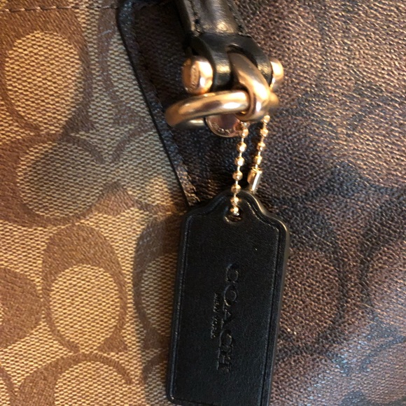 Coach ❤️ Signature purse, multicolor. - Picture 5 of 9